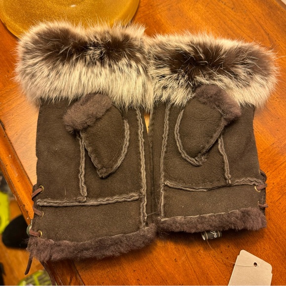 Accessories - NWT Shearling and Rabbit Fingerless Gloves